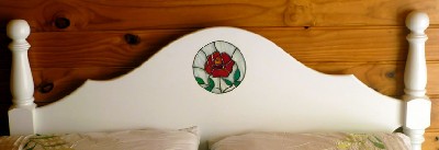 Leadlight Rose in Bedhead
